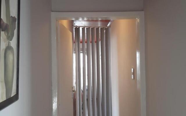 101 Newlands West