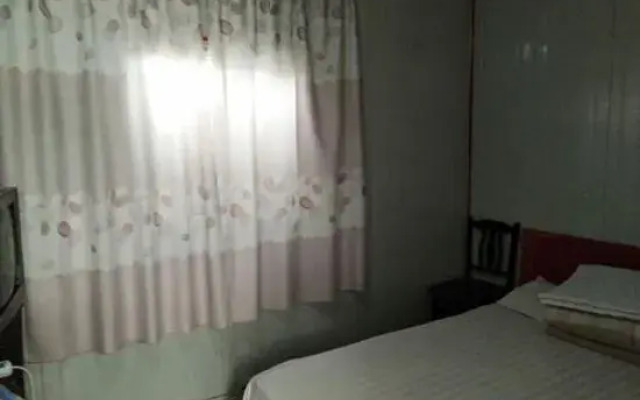 Luoyang Forestry Hotel (Luoyi Ancient City)
