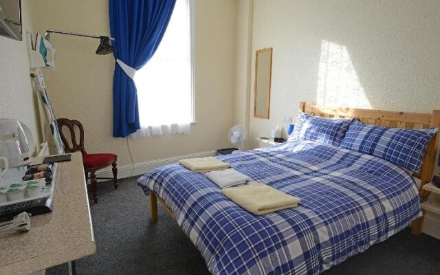 Lynmoore Guest House - BB