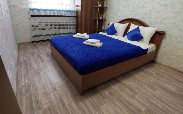 Крокус на проспекте Ленинградский 10