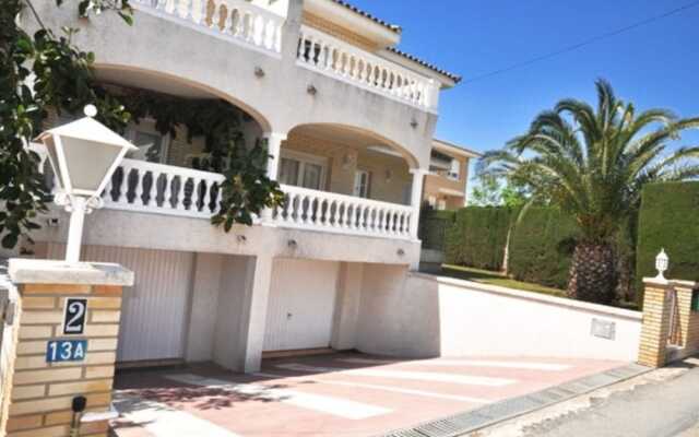 Casa Vista a la Piscina Para 8 Personas en Cambrils