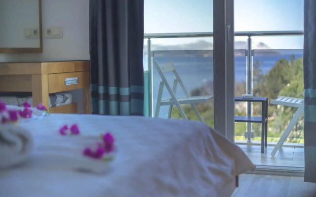 Nur Hotel