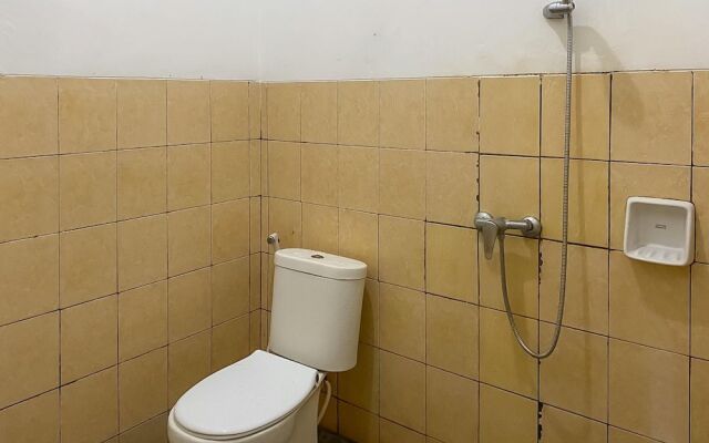 RedDoorz @ Jalan Morotai Lampung