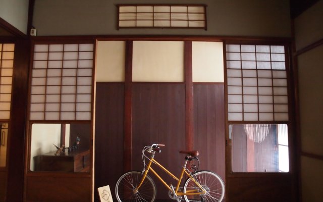 Kyoto Machiya Cottage karigane
