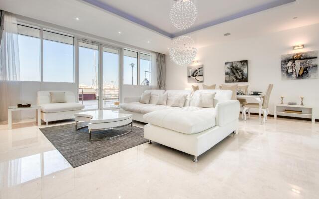 Tiara Ruby - PRM 01 - PJ