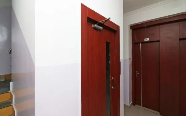 OYO 27866 Hotel Gud Stay