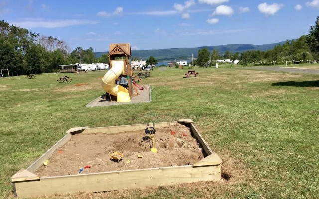 Upper Clements Cottages