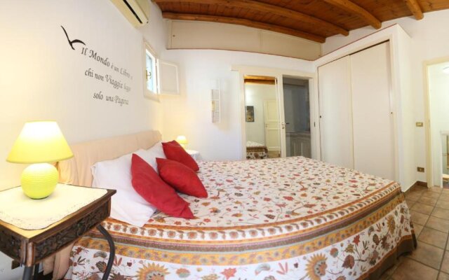 Caracciolo Lounge