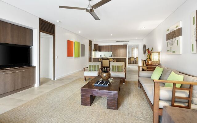 Temple 221 2BR Resort Spa Apartment