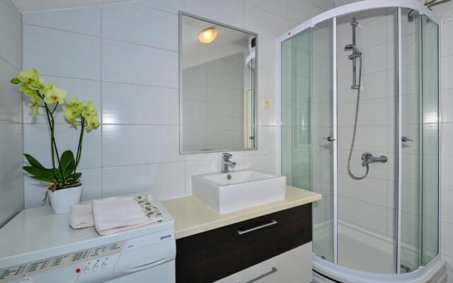 Apartment Marijo - 300m to beach