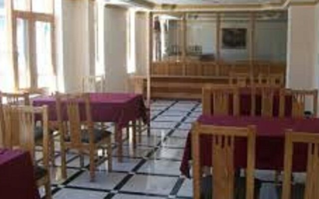 Hotel Prini Inn