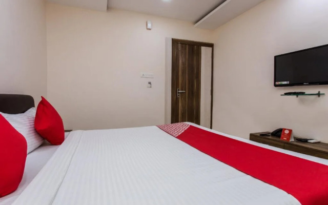 OYO 4058 Hotel Krishna Residency
