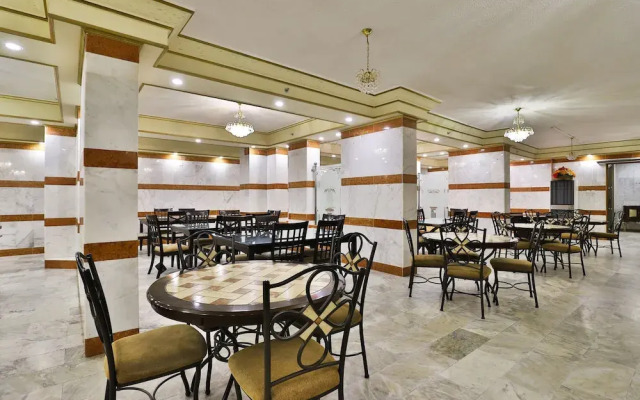 Oyo 395 Al Hafof Hotel