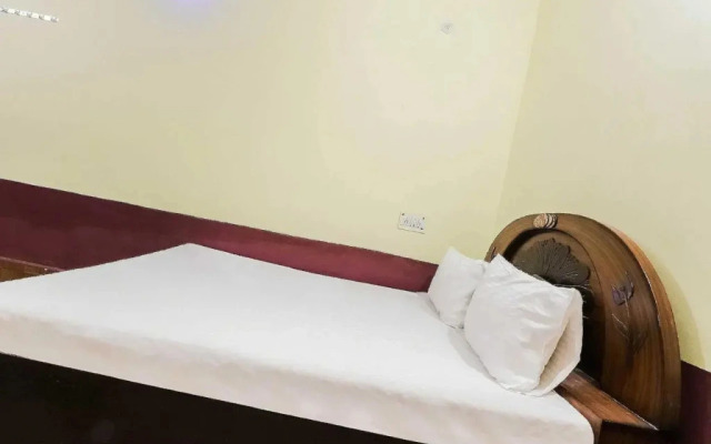 Jyotish House by OYO Rooms