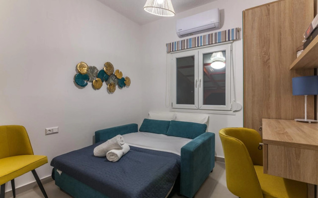 Gouves Family Apartment with Jacuzzi