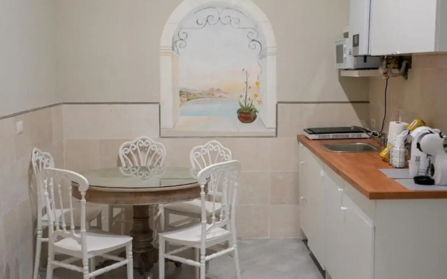 Apartment Chiaia