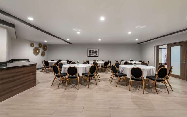 Best Western Premier Denver East