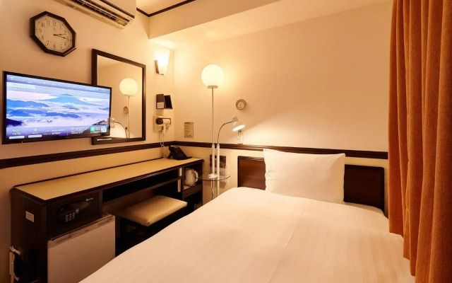Toyoko Inn Nagoya Station Sakuradori Honkan