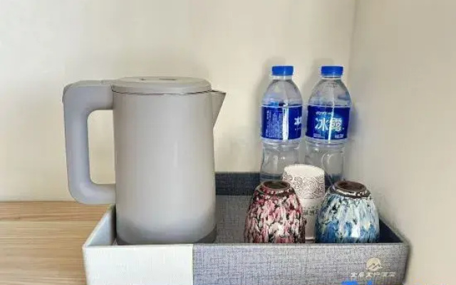 Yiju Yixing Hotel (Anning Sasseur Outlet)