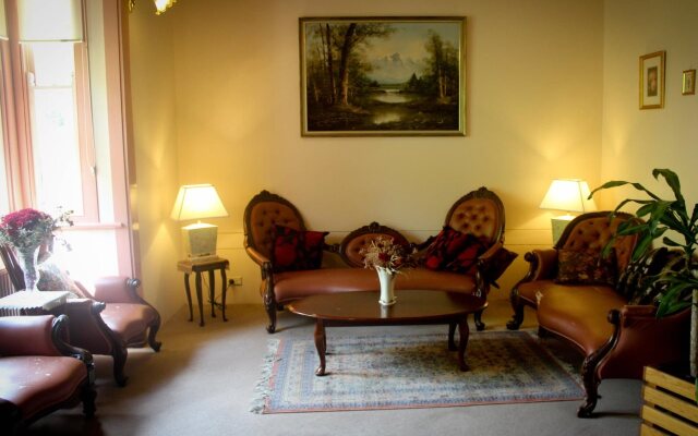 Hotel Avonleigh