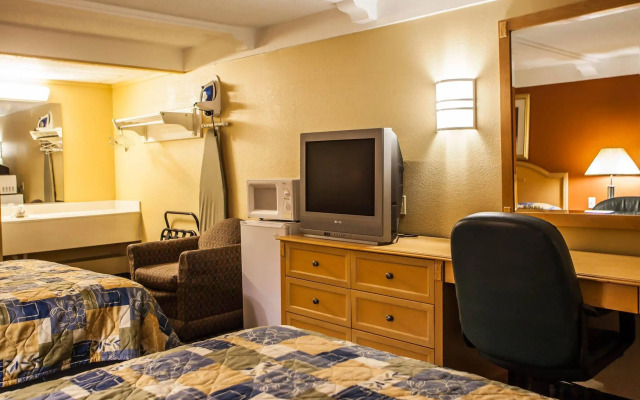 Rodeway Inn