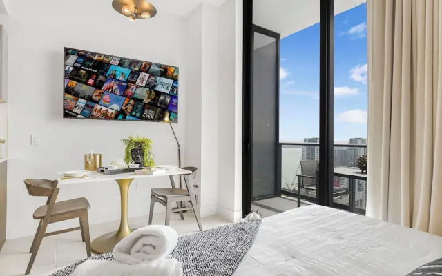 Perfect Studio Stay in Downtown Miami
