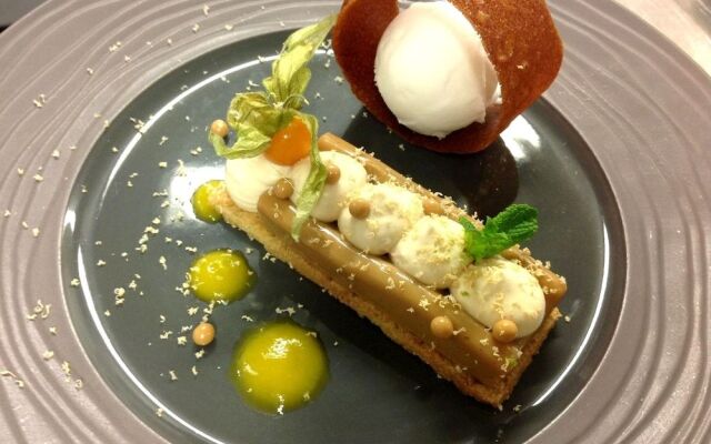 Logis Hôtel Restaurant Spa Parenthèse