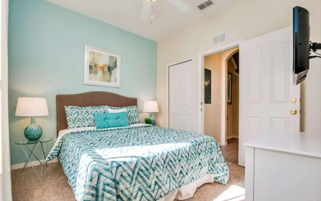537 Regal Palms