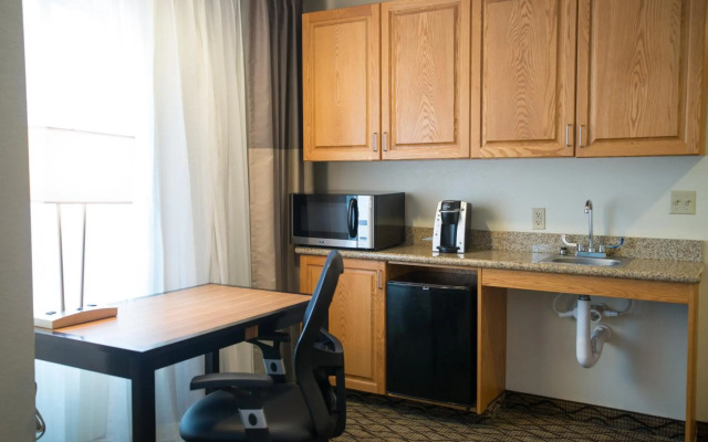 Holiday Inn Express Hotel & Suites Chanhassen by IHG