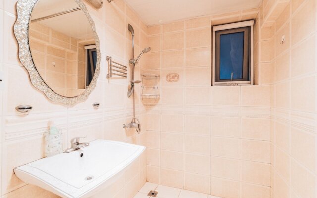 Jiayuhuxiao Apartment