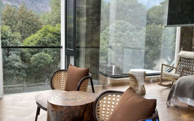 Yuanshanjian Homestay (Nanyue Hengshan Scenic Area)