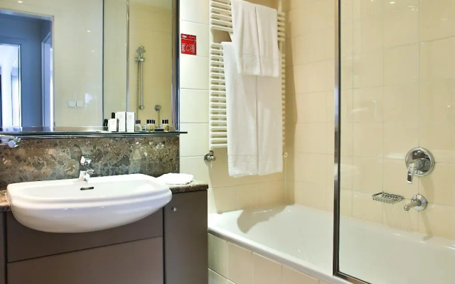 Adina Apartment Hotel Budapest