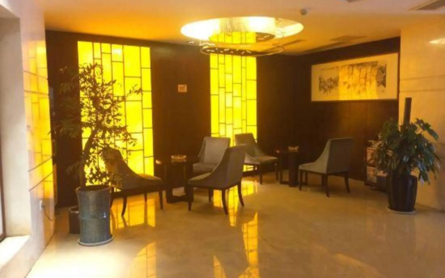 Eastern Kaiyue Business Hotel