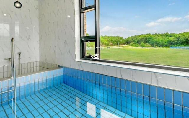 Again Pool Villa
