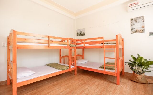 Bisou De La Riviere - Hostel