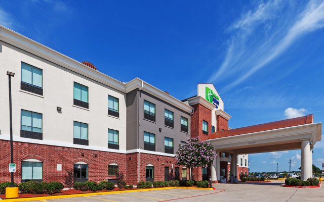 Holiday Inn Express Hotel & Suites Sealy, an IHG Hotel
