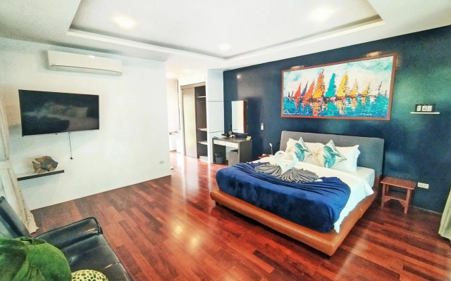 Phi Phi Mountain Beach Resort