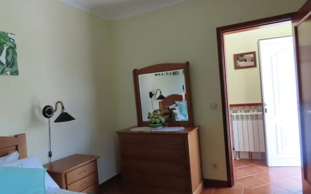 Lovely 3-bed House in Queimada Ideal for Families