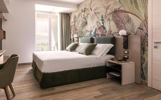 Life Hotel 4 Superior