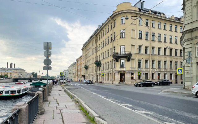 Апартаменты СПб Ренталс на набрежной реки Фонтанки