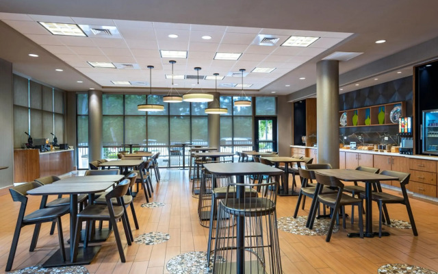 SpringHill Suites Anaheim Maingate