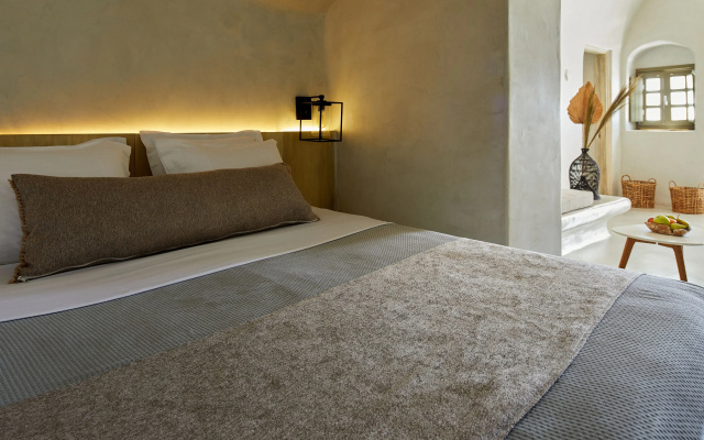 Rhenia's Suites