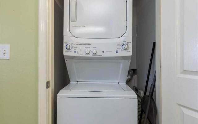 Palacio 1403 by Meyer Vacation Rentals