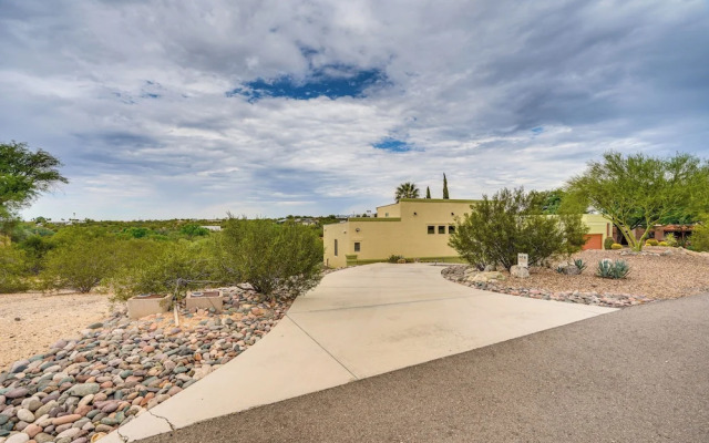 Mtn-View Tucson Casita Near Hospital!