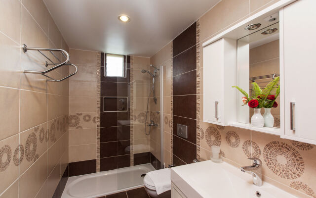 Aida Hotel