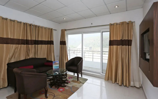 OYO 2767 Hotel Ganga Darshan 2