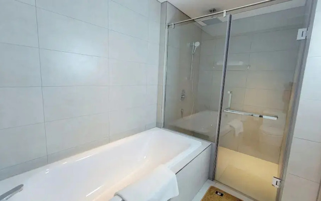 Premier Apartment in A La Carte Ha Long Bay
