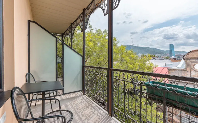 Kope Palace Hotel