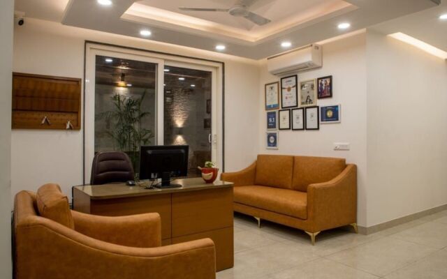 Perch Service Apartment-MG Road