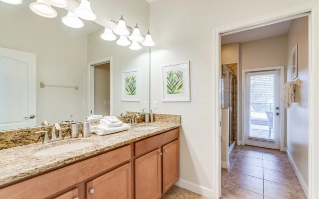 Showhome 5 Bedroom Champions Gate Villa